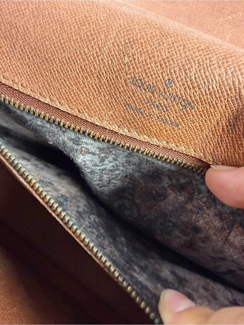Vintage Louis Vuitton Monceau 28 Monogram Canvas Handbag